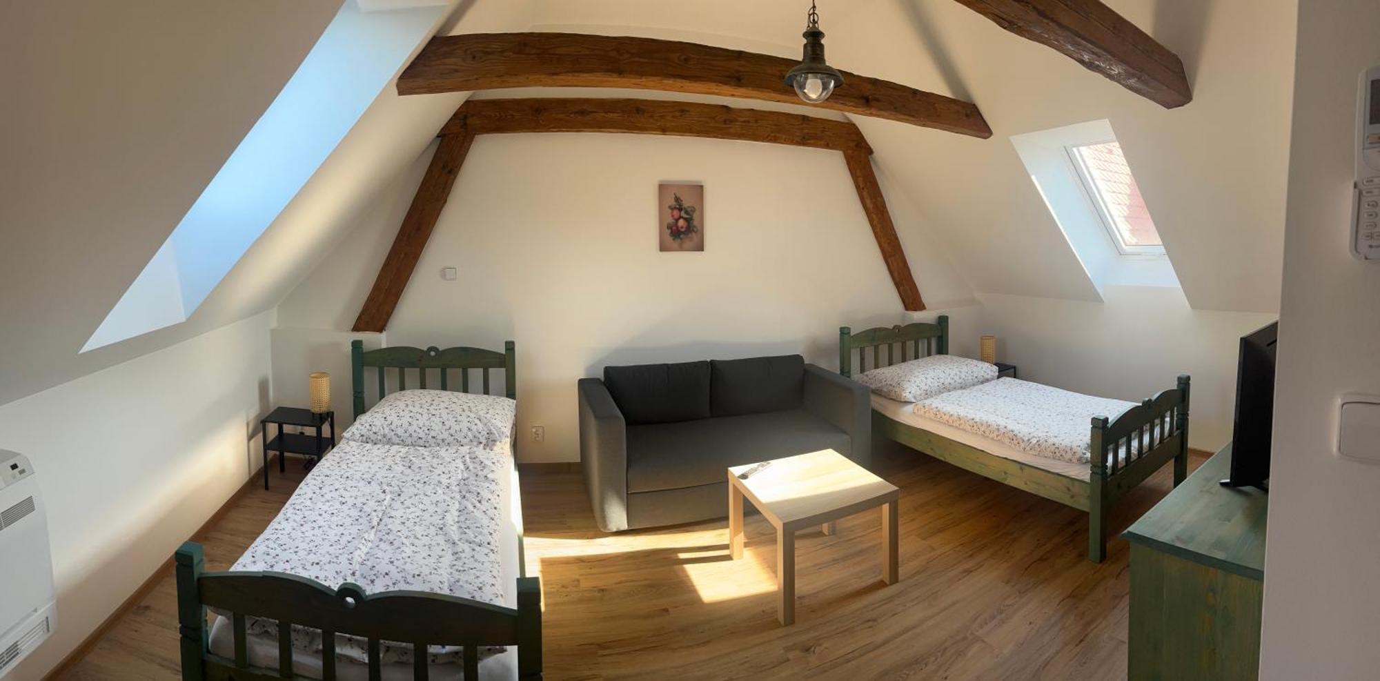 Apartmany Statek Bezdedice Hostomice Екстериор снимка